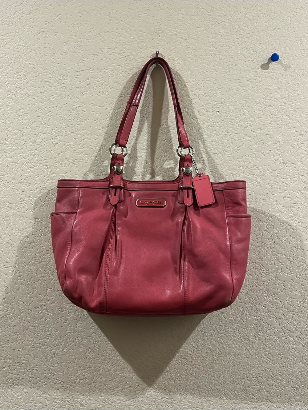 Coach east west gallery Coral pink Leather Tote with Logo Plaque - Picture 2 of 12